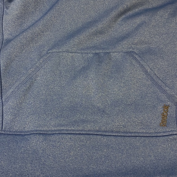 Reebok fleece hoodie - size medium - Picture 3 of 3
